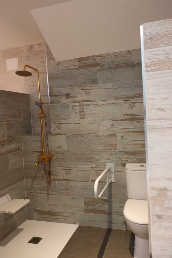 Arévalo Apartamentos Turisticos Desiree מראה חיצוני תמונה