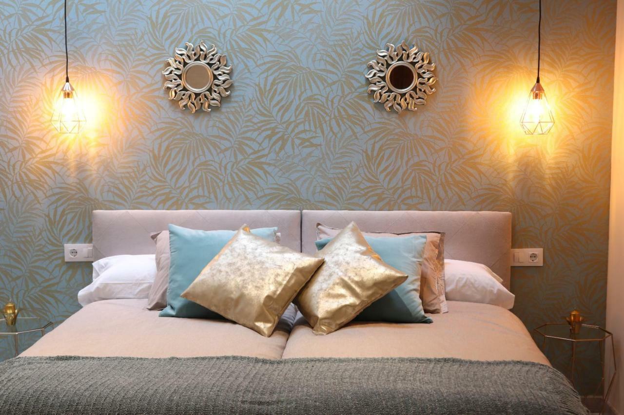 Arévalo Apartamentos Turisticos Desiree מראה חיצוני תמונה